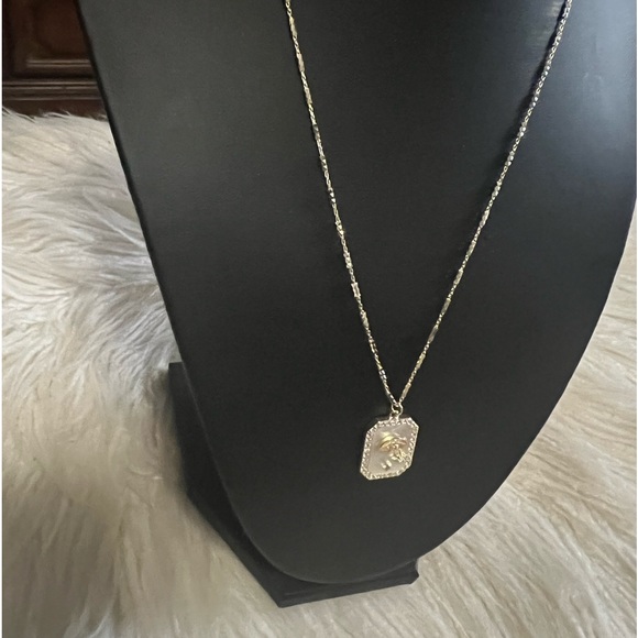 NWT Gold Over Silver Eye Necklace - Picture 3 of 8